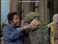 Classic Sesame Street David Oscar Grouch Gifts Wrap His Fish 1986