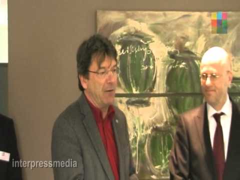 Spendenübergabe für das Projekt „Kinderfreizeit" in Poing