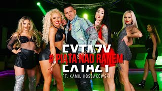 Kadr z teledysku Piąta nad ranem tekst piosenki Extazy feat. Kamil Kossakowski