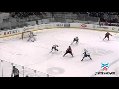 Пас Робитайла, гол Метлюка / Robitaille's tricky assist on Metlyuk;s goal