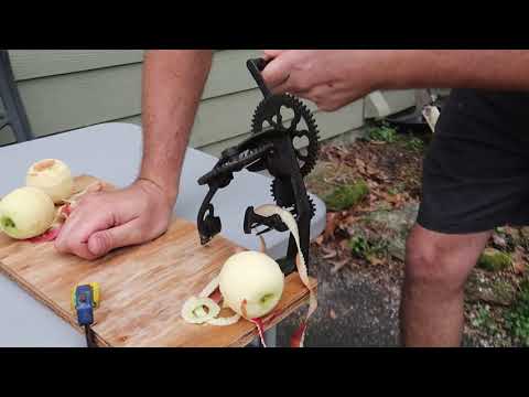 Vintage Apple Peelers put to the Test