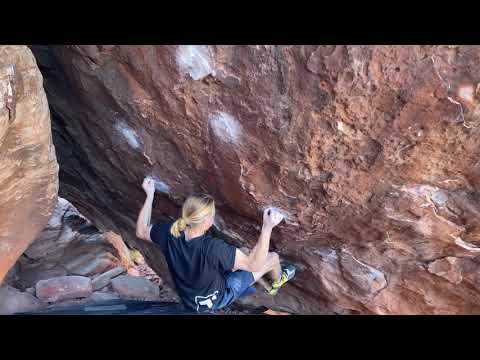 Power Slave (V12/8A+) Red Rock