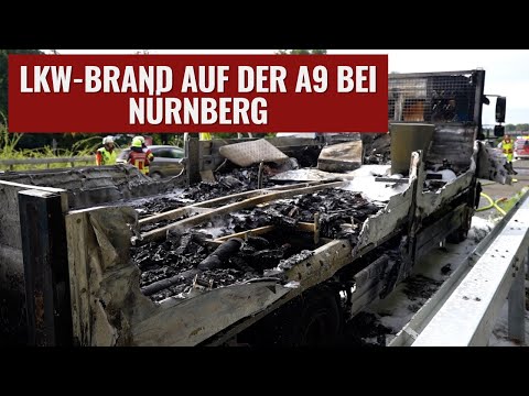Truck fire on the A9 near Nuremberg – spray cans fly into the oncoming lane!