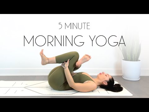 The BEST Morning Yoga Under 5 Minutes DO THESE STRETCHES DAILY Beginner Yoga