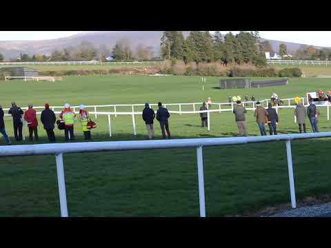 Douvan makes winning return in The Clonmel Oil Chase 2019