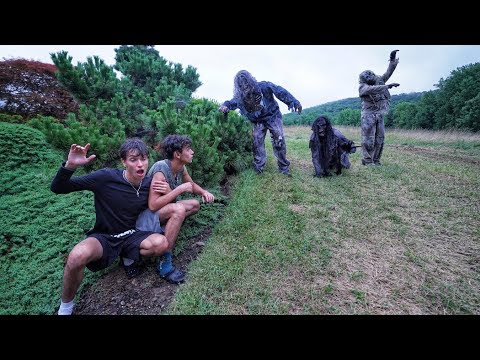 ZOMBIES INVADE OUR HOUSE!