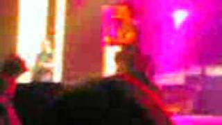 con un ma e con un se - nek