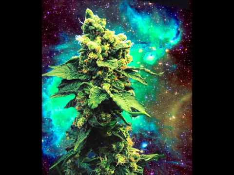 Micha Moor - Space (Hardstyle)