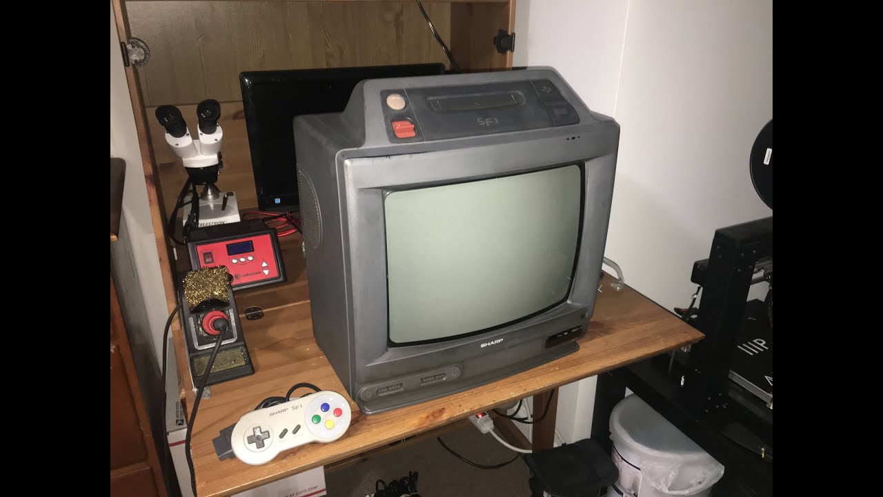 Sharp SF-1 Super Famicom (SNES) TV Repair!! Super rare Super Famicom built into a TV!!