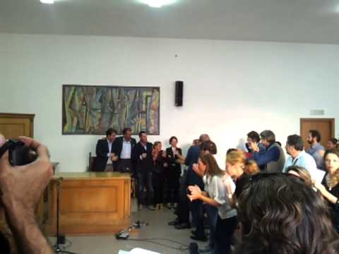 Sulmona: Tribunale, applausi agli avvocati in sciopero della fame per protesta