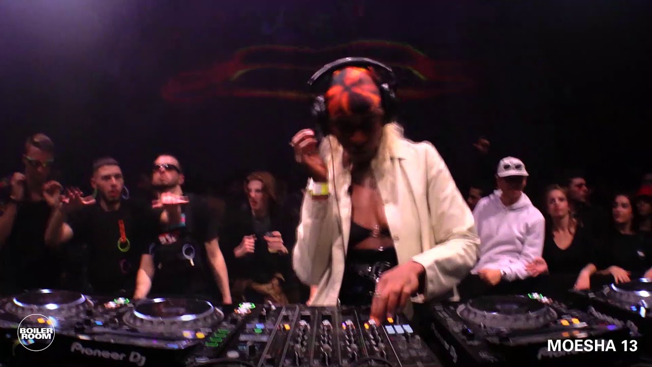 Moesha 13 - Boiler Room x Le Bikini: Toulouse