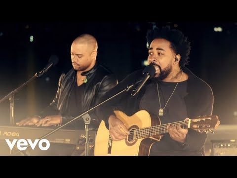 Preto no Branco - O Que Fizeram de Você