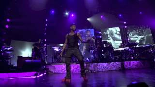 Usher - Nice &amp; Slow (Live at iTunes Festival 2012)
