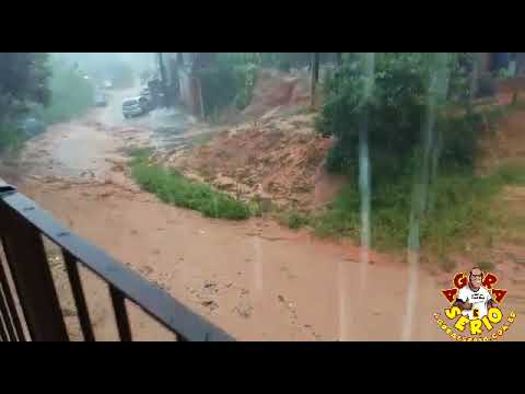 O poder na Chuva na Favela do Justinos