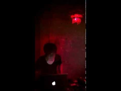 dtf played Lady Citizen - Between you & me @ Bullet's, Tokyo on 2012/10/20