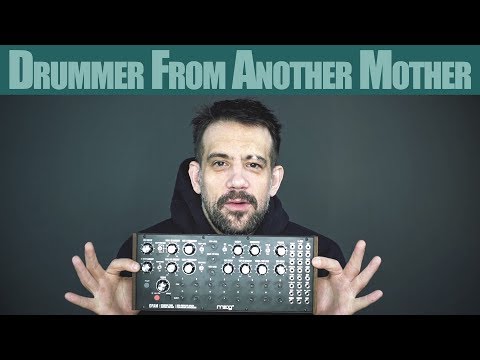 Обзор аналоговоро синтезатора Moog DFAM