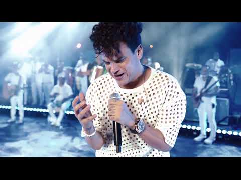 Culpa de los Dos (En Vivo) - Silvestre Dangond