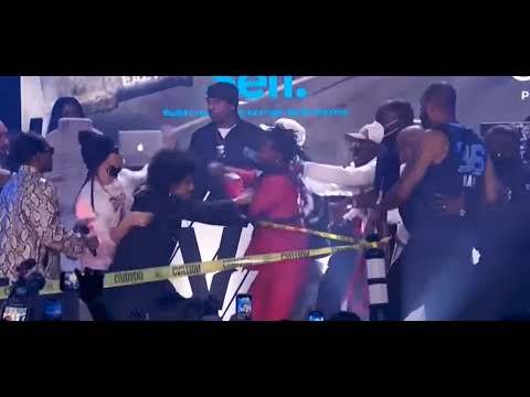 Fight Breaks Out - Three 6 Mafia and Bone Thugs  fight on stage at Verzuz Battle