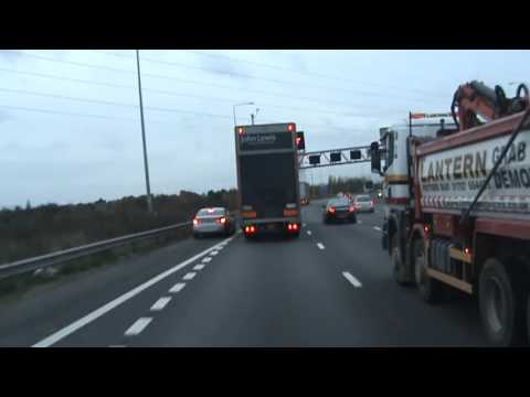BMW driver showing how not to join the M25