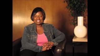 Angela Ray interviews Actress Carrie Anne Hunt from Magic Mike XXL video