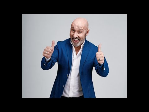 Notizie calde: Maurizio Battista sbarca su Comedy Central con Battistology 3: clip in anteprima