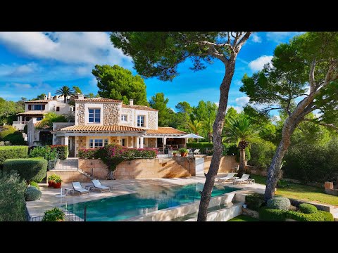 Immobilienvideo Mallorca - Traumhafte Villa mit Pool und Hafenblick