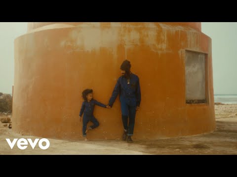 Video thumbnail for Here Comes The Morning