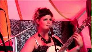 Moulettes - Songbird - live at Cambridge Folk Festival