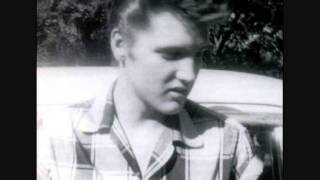 Elvis Presley Live-I&#39;m Left, You&#39;re Right, She&#39;s Gone (2 July 1955)-Hayride