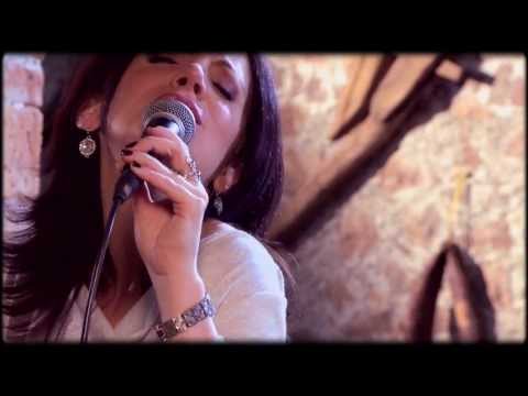 Julia Vari - LA HABANERA