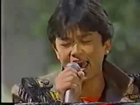 カルロス・トシキ&オメガトライブ music, videos, stats, and