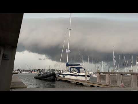 Front rammer Middelfart ved Melges 24 VM - sejlads udsat