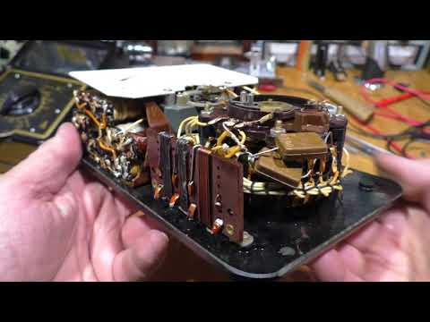 Тестер, 58 лет. Сделано в СССР. Интересный прибор.