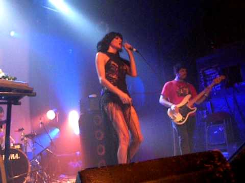 Somebody To Love Me / Jessica 6 (Live @ Le Machine du Moulin Rouge, Paris 10/23/2011)