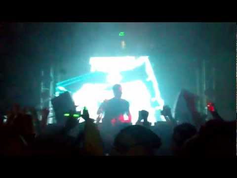 Cedric Grevais throws shirt @ ExchangeLA 3/2/13