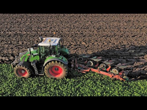 Ploegen met Fendt 724 S4 met Fendt VarioGuide