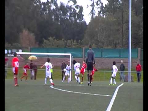 Atios C - Val Miñor Benjamín D - 4 (2-2)