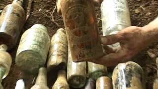preview picture of video 'Bottle Hunters Of Hawaii #22 Amazing Bottles From Hawaii'
