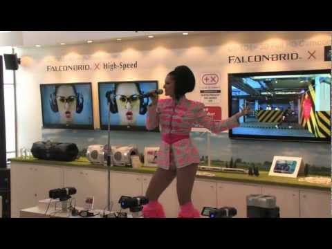 IFA Highlights 2011 (10/10): ShockOLady "Get IT ON"