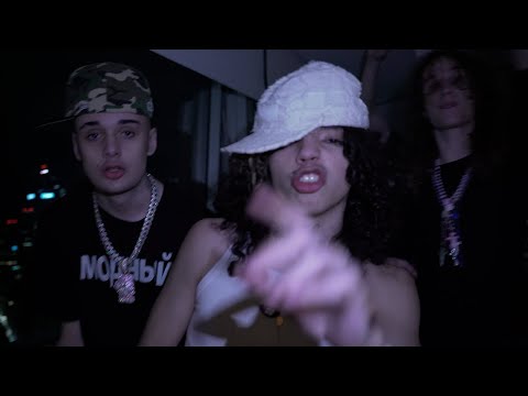 AgusFortnite2008 and 2 more