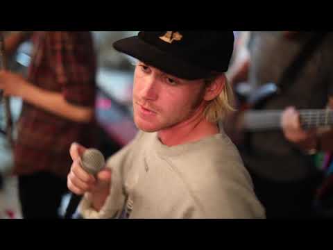 Soular System - "Soul Searching" @ Futile Sounds Backyard Boogie