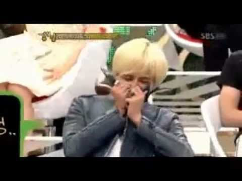 BiG BANG: G-DRAGON [it's that smile]