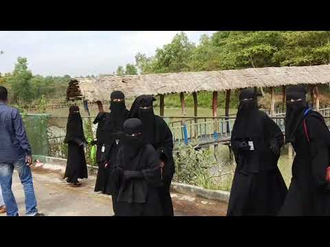 Women wearing niqab with Gloves and socks