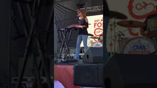 Lari White “Now I Know” live 2017