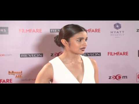 AIB KNOCKOUT Alia Bhatt REACTS Open Show !!!