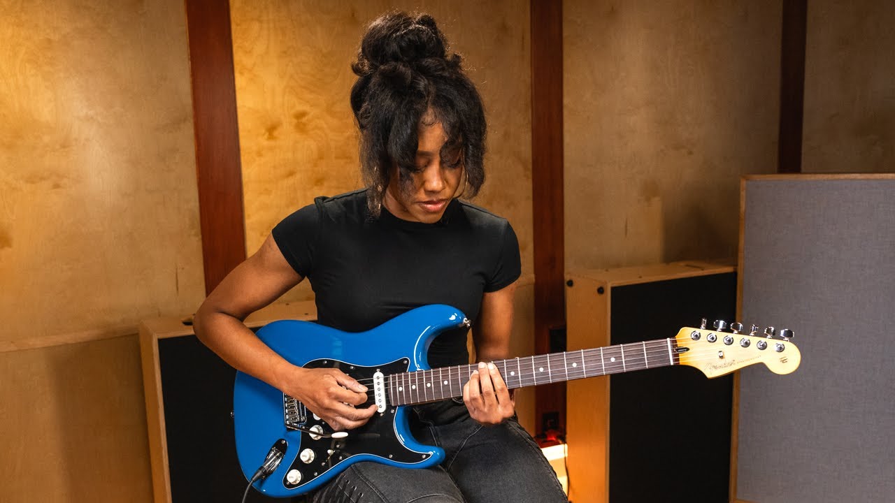 NEW Fender Player II Modified Stratocaster HSS | Demo and Overview with Taylor Gamble - YouTube