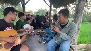 Download lagu PANGLIMA KUMBANG - DRUNKEN LULLABIES (FLOGGING MOLLY COVER) mp3