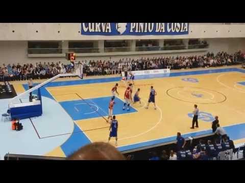 Brad Tinsley Poster vs Benfica