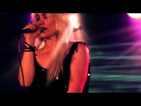 Vanessa Amorosi - HigherGround + SendMeTheManual (Live York on Lilydale, MountEvelyn - 27/01/2012)