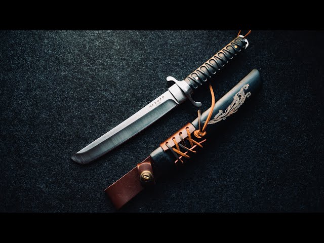 Vídeo relacionado con Japaknives Cuchillo de Supervivencia Tanto Japonés para Exteriores Afilado con Funda Acero D2 Hoja Fija de 5 mm de Espesor con Funda Grabada Fénix Coleccionismo Regalo para Hombres